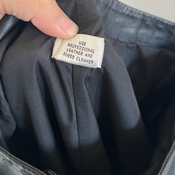 Cache VIntage Black Leather Flare Leg Split Cuff Low Rise Pants Size 2 - Picture 12 of 13